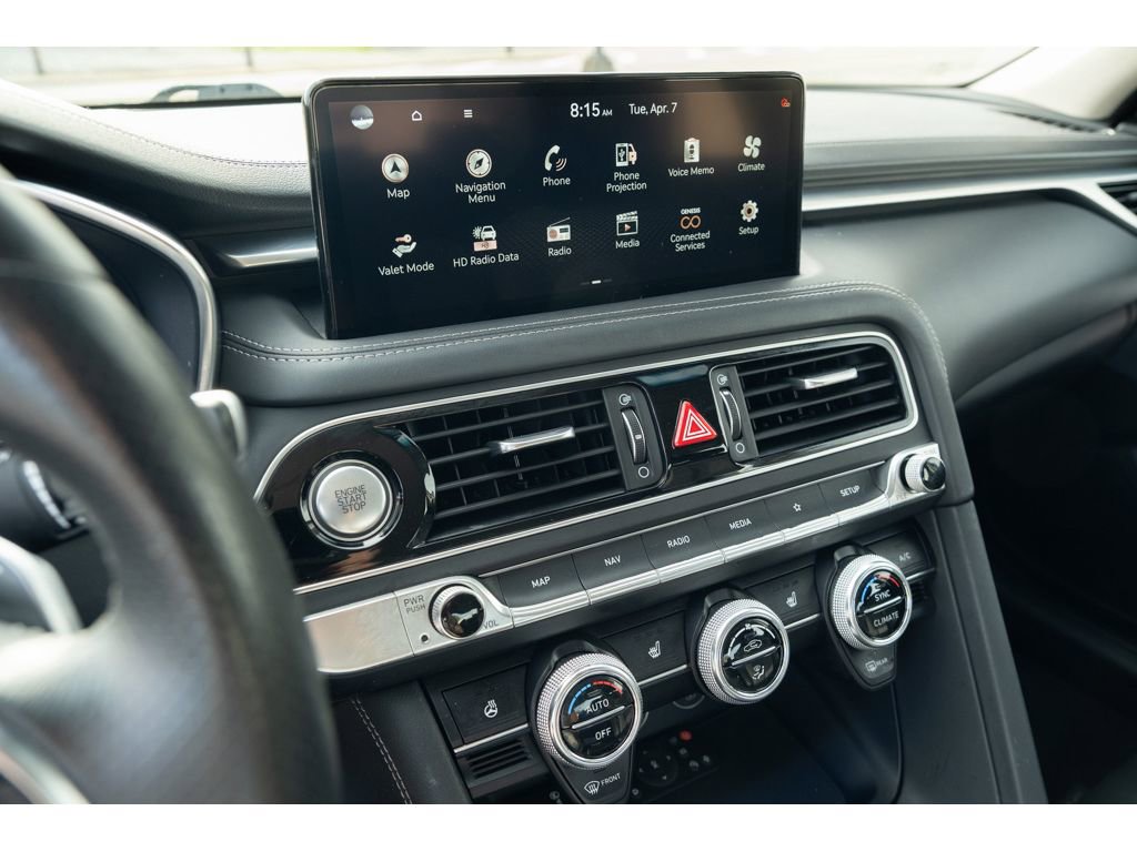 Used 2023 Genesis G70 2.0T image 23