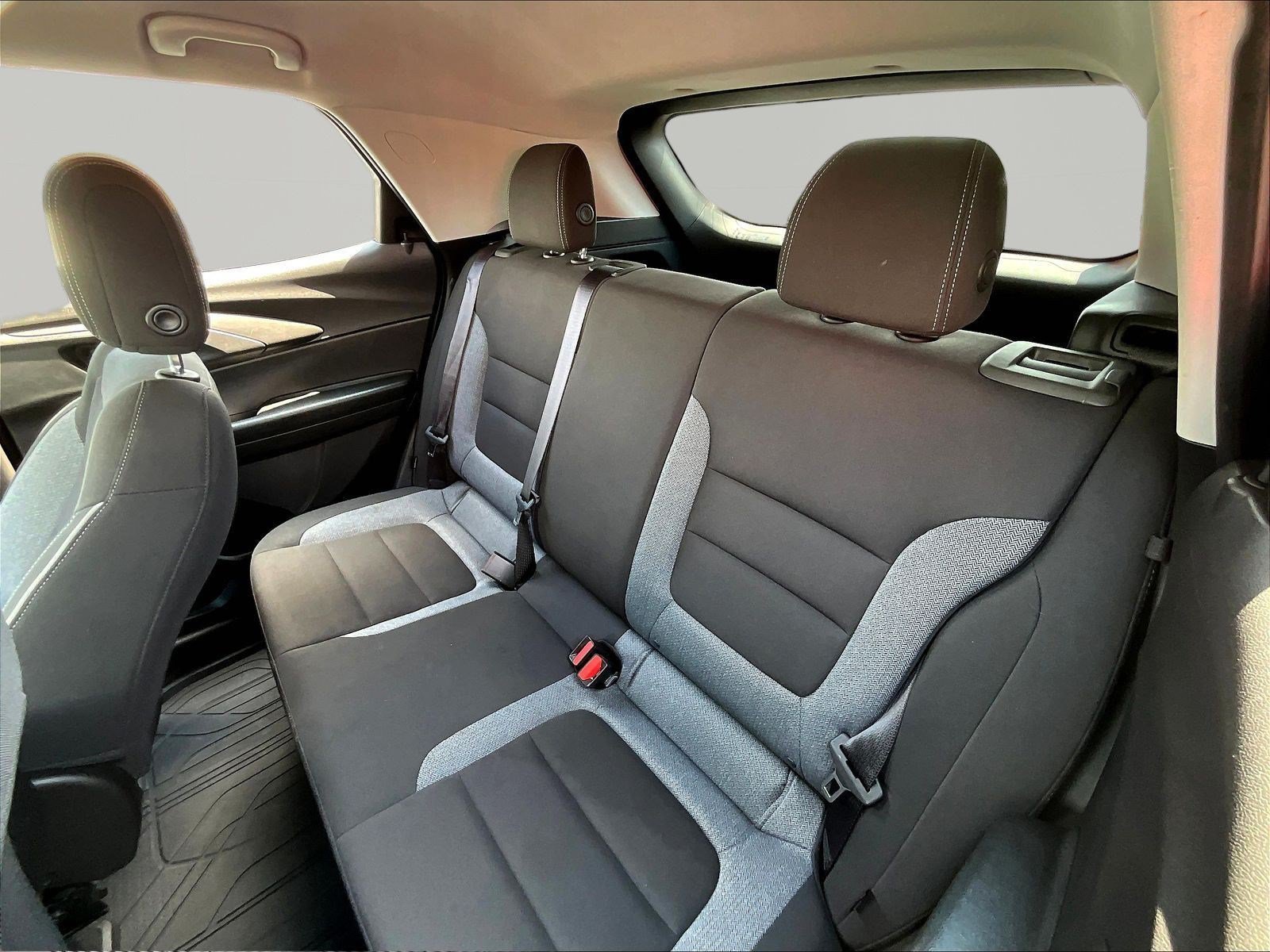 Used 2023 Chevrolet TrailBlazer LT FWD image 21