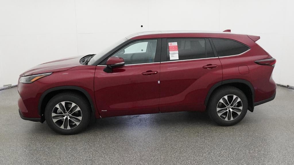 New 2026 Toyota Highlander XLE AWD/4WD image 3