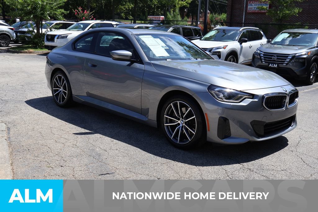 Used 2026 BMW 230i Coupe w/ Premium Package RWD image 4