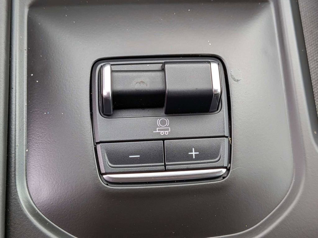 Used 2025 GMC Sierra 2500 Denali Ultimate image 23