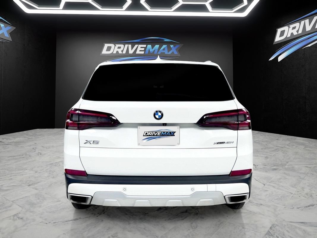 Used 2023 BMW X5 xDrive40i AWD/4WD image 4