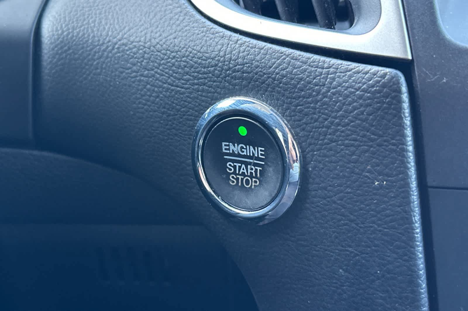 Certified 2019 Ford Edge SEL w/ Equipment Group 201A FWD image 23