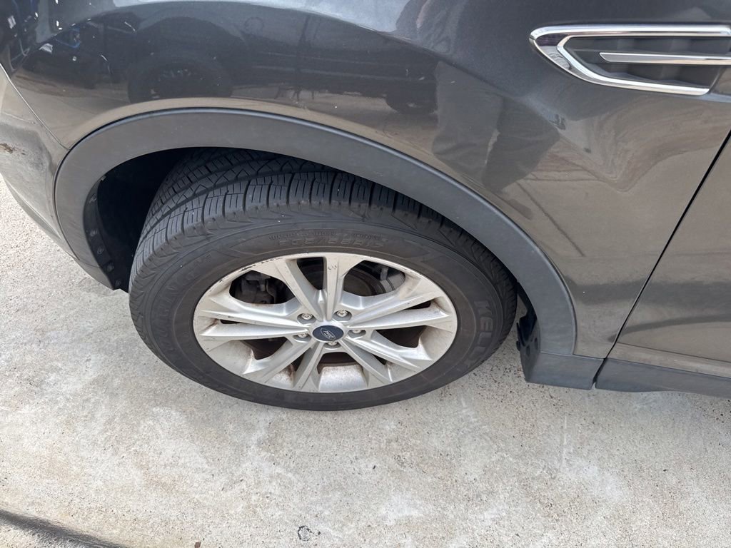 Used 2019 Ford Escape SE AWD/4WD image 9