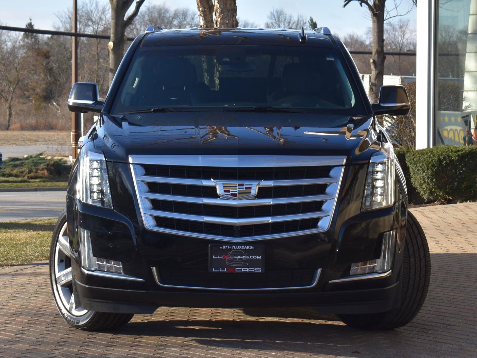 Used 2017 Cadillac Escalade Luxury image 8