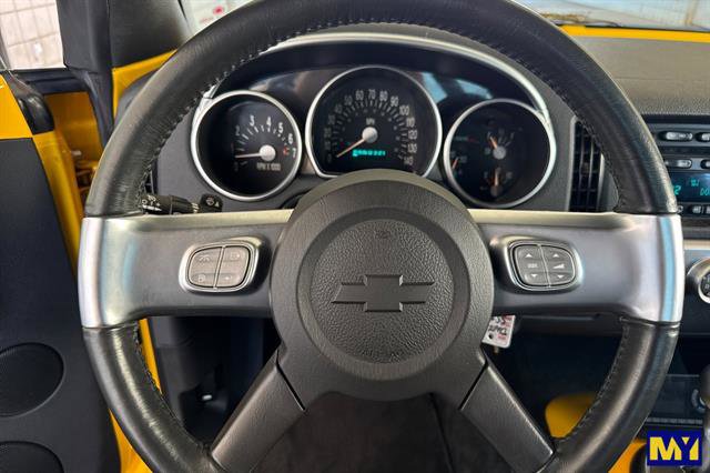 Used 2005 Chevrolet SSR w/ Preferred Equipment Group image 25