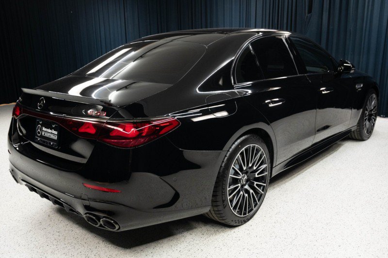 New 2027 Mercedes-Benz E 53 AMG e 4MATIC Sedan image 5