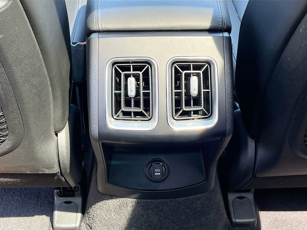 Certified 2025 Kia Sorento EX w/ Panoramic Sunroof Package AWD/4WD image 32