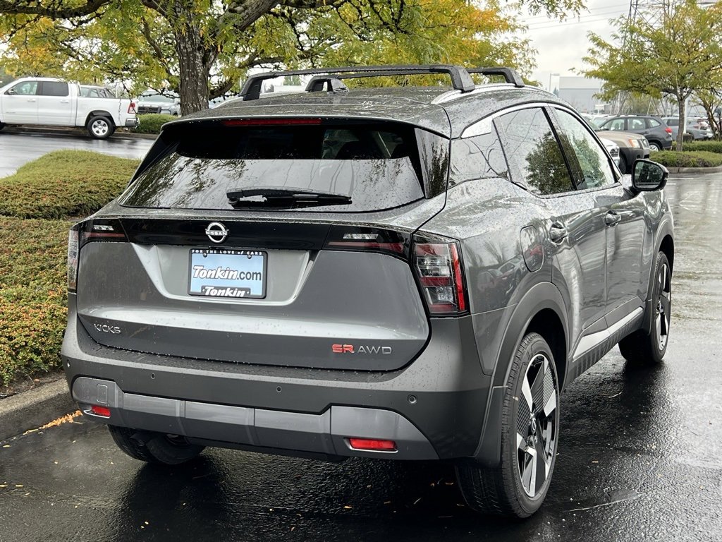 New 2026 Nissan Kicks SR w/ Cold Weather Package image 6