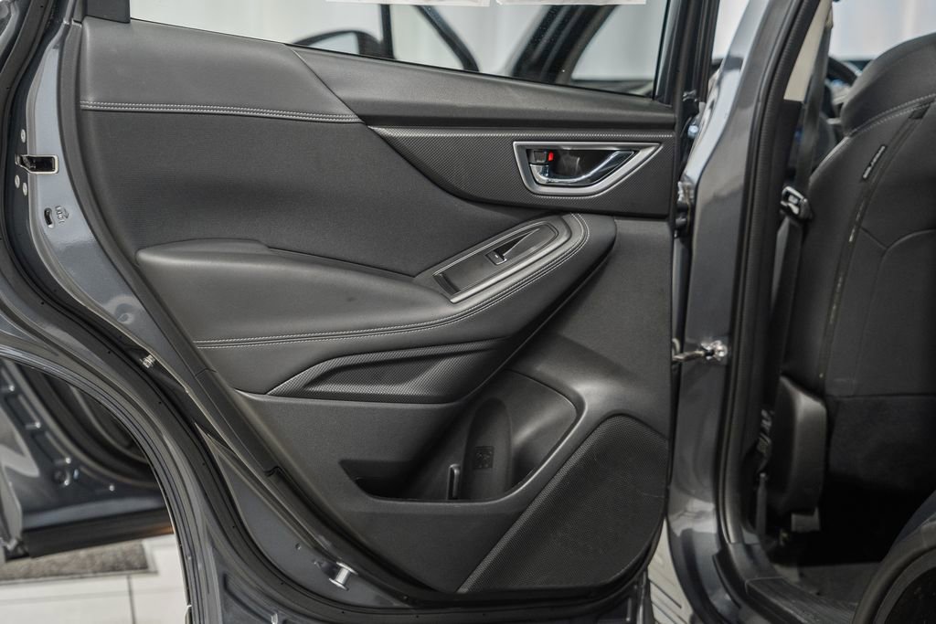 Used 2022 Subaru Forester Premium image 35