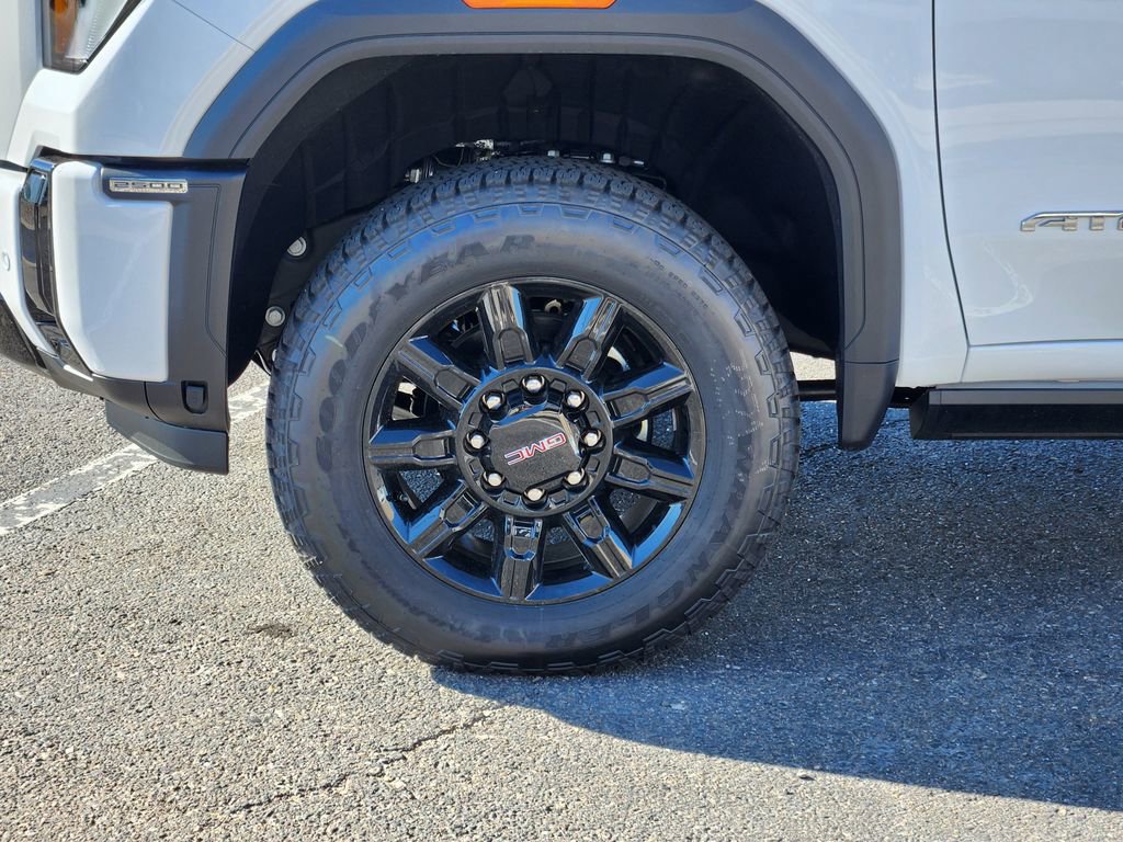New 2025 GMC Sierra 2500 AT4 w/ AT4 Premium Plus Package image 6