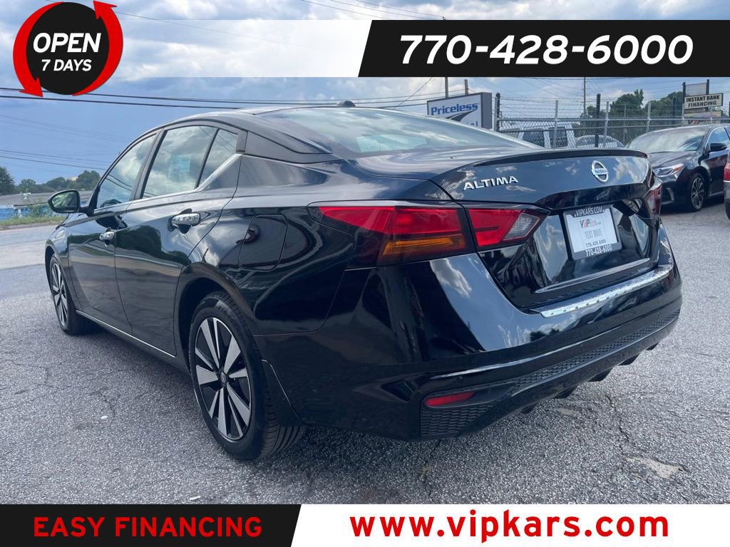 Used 2022 Nissan Altima 2.5 SV image 1