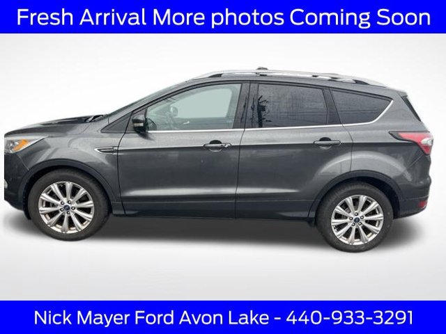 Used 2017 Ford Escape Titanium FWD image 3