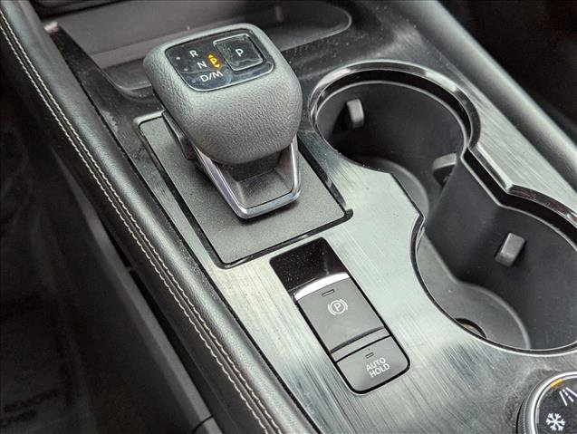 Used 2023 Nissan Rogue SL w/ SL Premium Package image 12