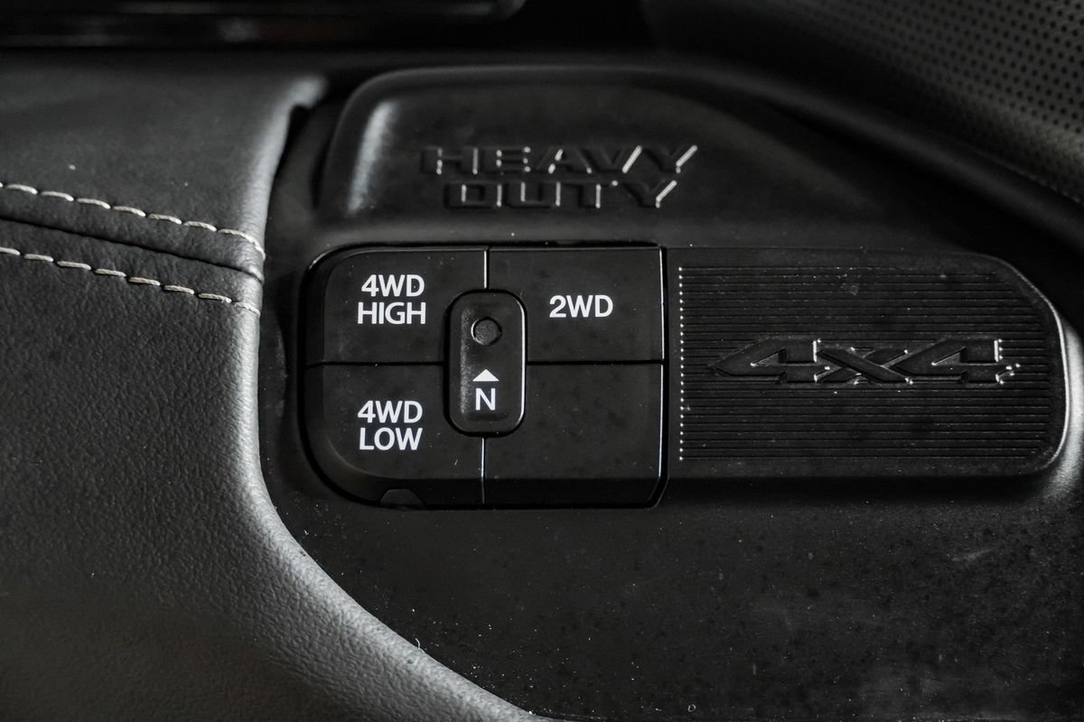 Used 2023 RAM 2500 Limited AWD/4WD image 24