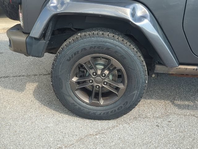 Certified 2017 Jeep Wrangler Sahara AWD/4WD image 14