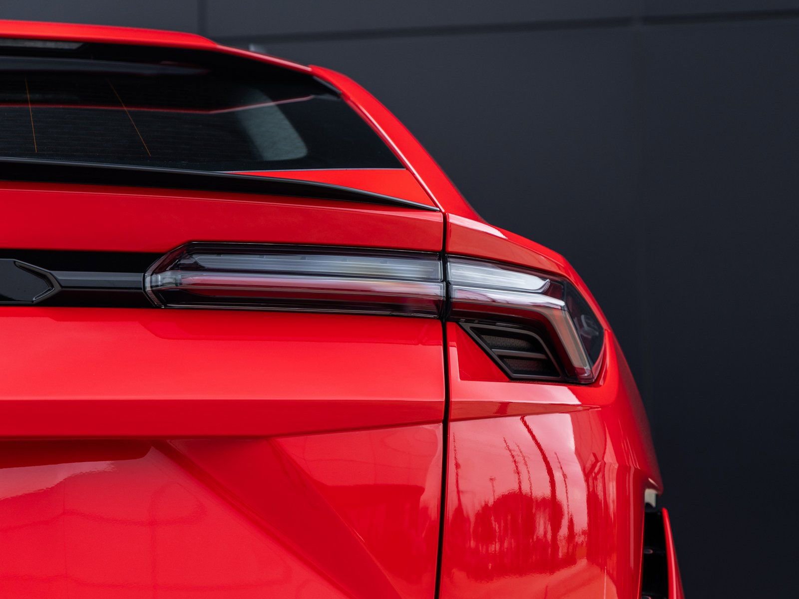 Used 2024 Lamborghini Urus S image 12