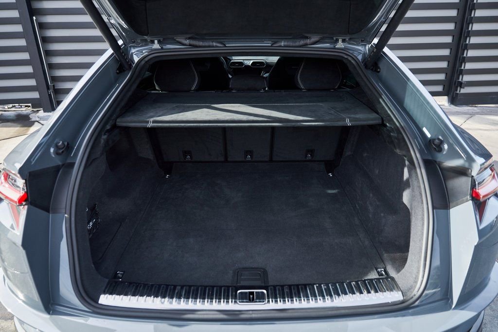 Used 2024 Lamborghini Urus Performante image 23