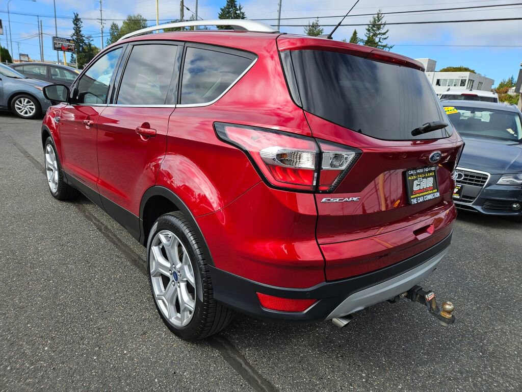 Used 2017 Ford Escape Titanium image 6
