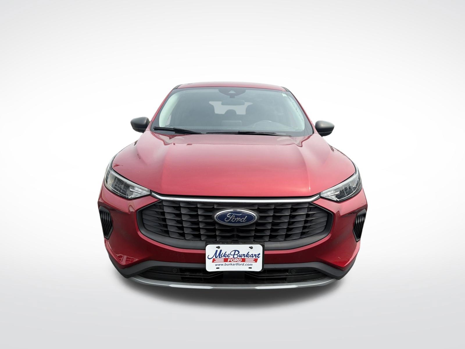Used 2023 Ford Escape Active AWD/4WD image 3