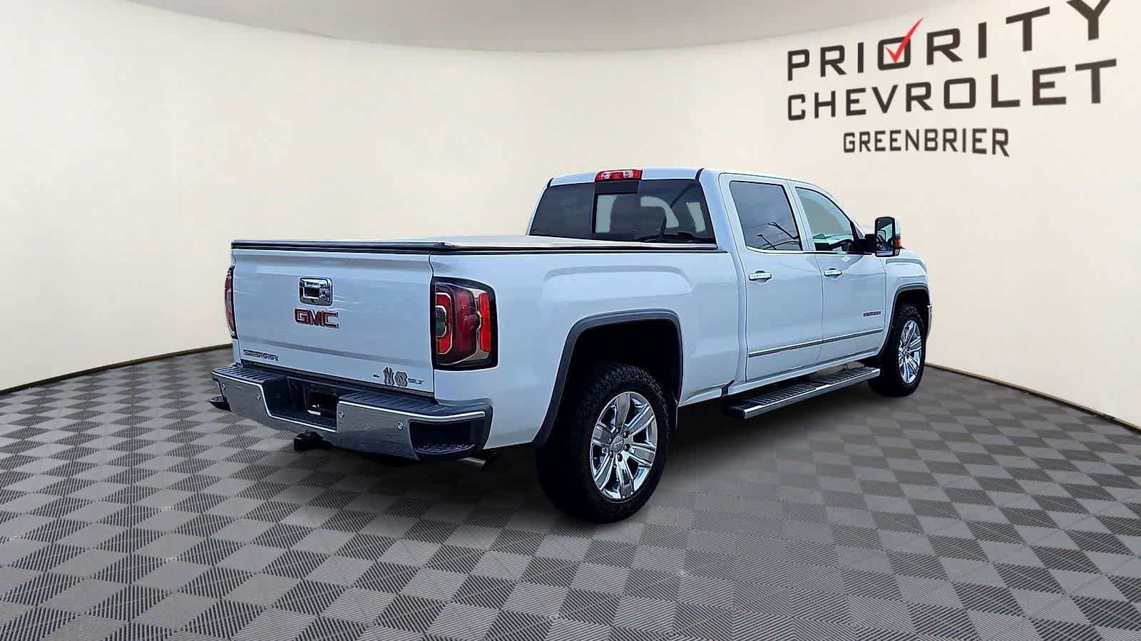 Used 2017 GMC Sierra 1500 SLT AWD/4WD image 8
