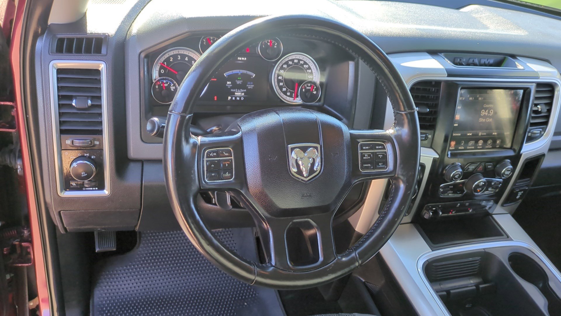 Used 2017 RAM 1500 Big Horn image 16