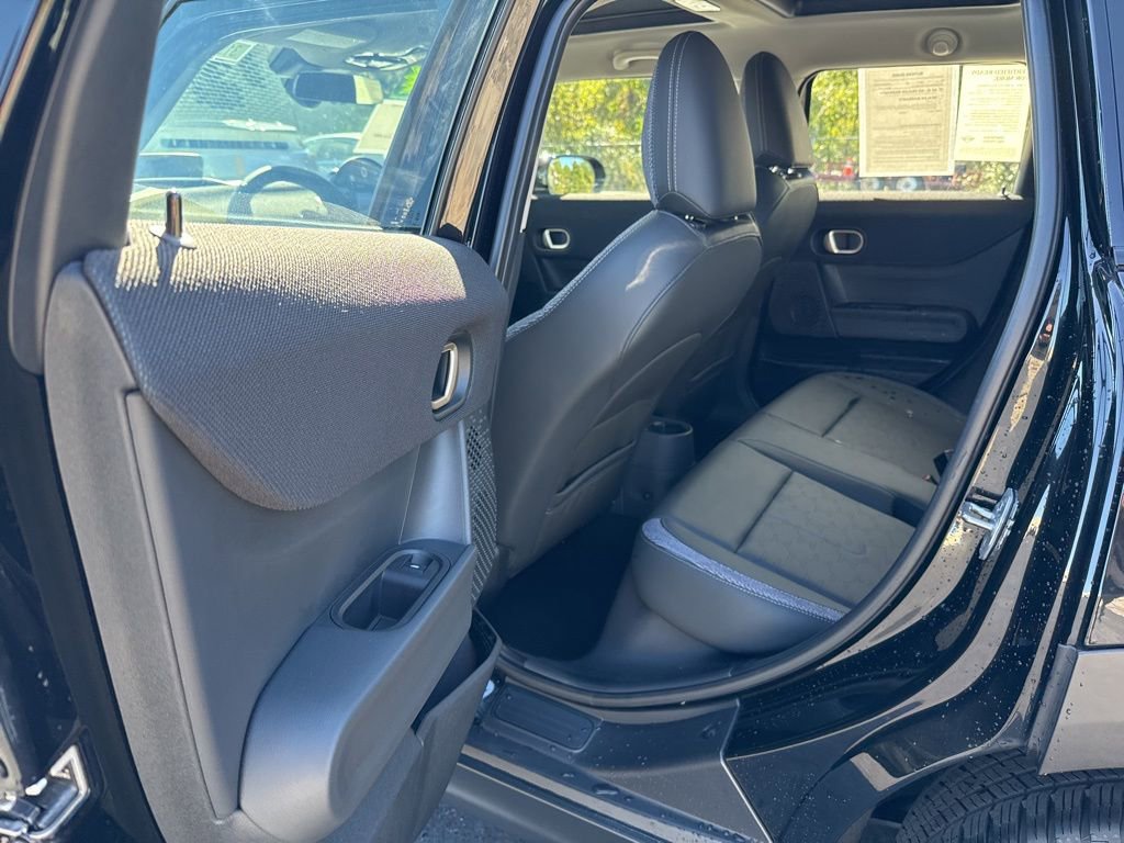 Certified 2025 MINI Cooper S image 10