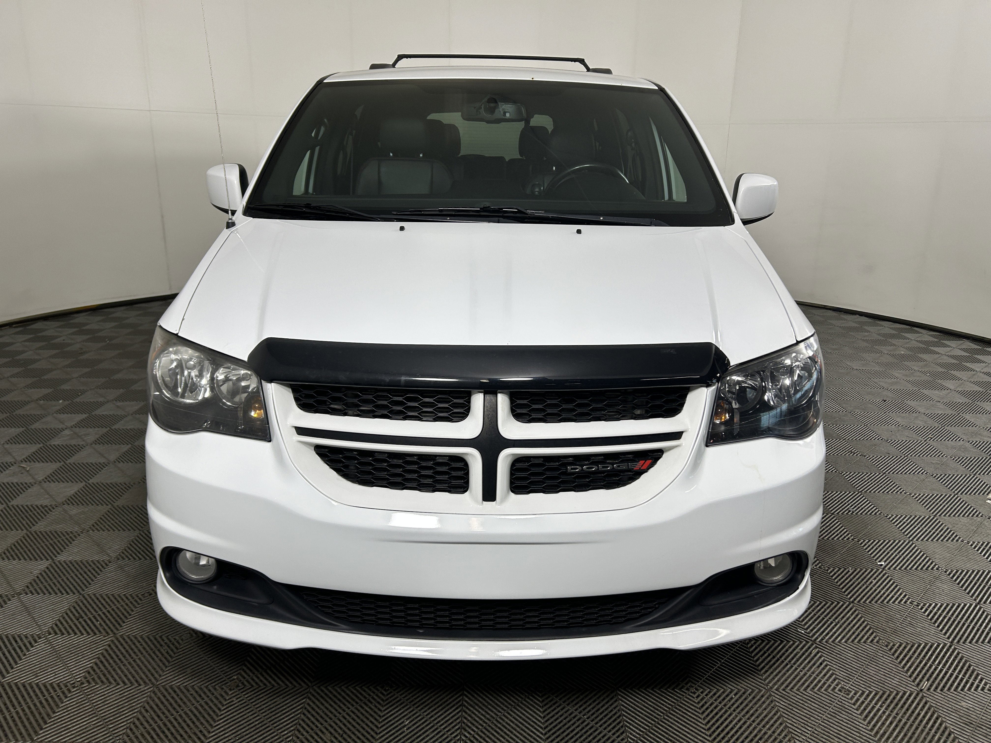 Used 2017 Dodge Grand Caravan GT image 6