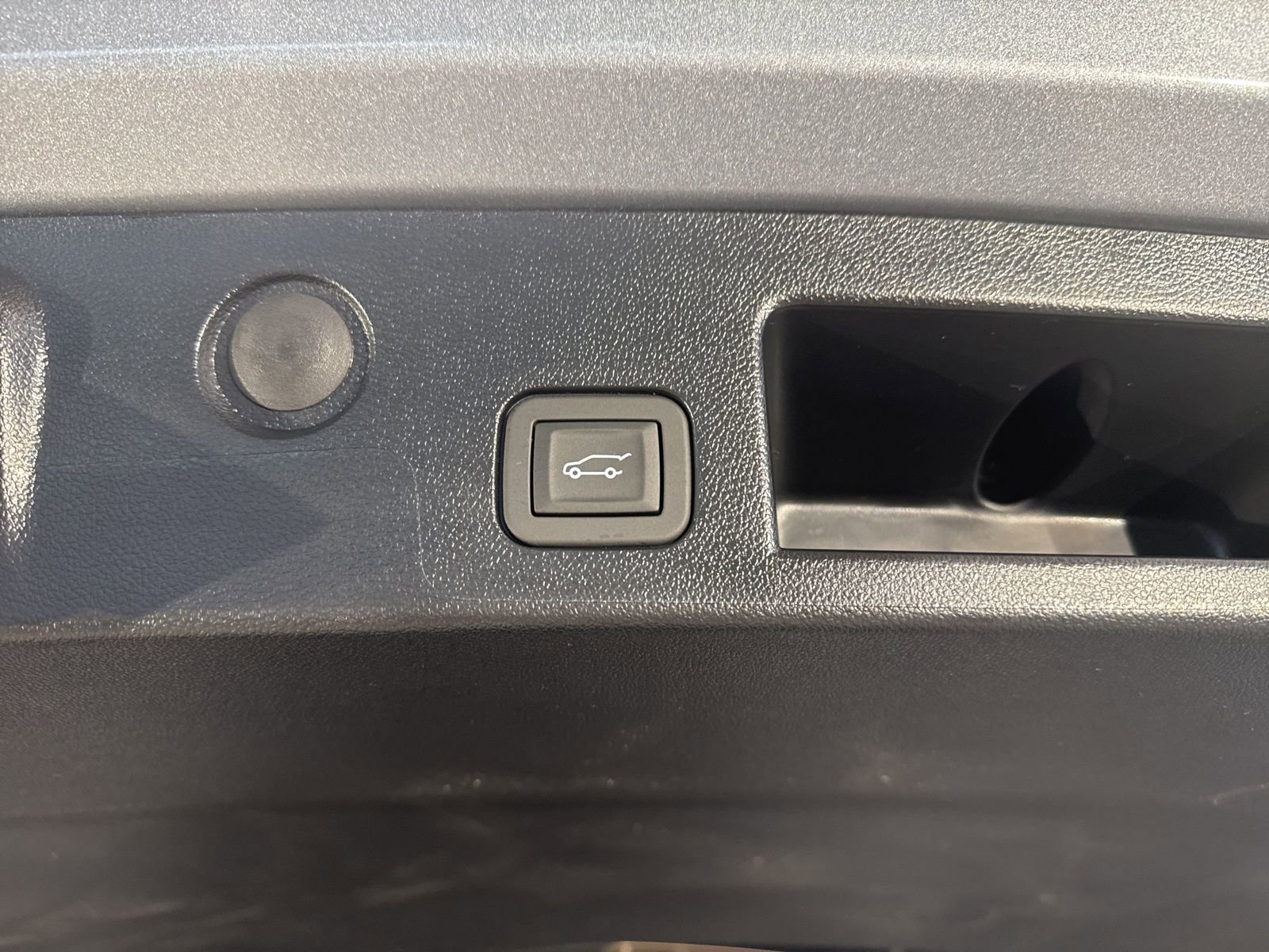 New 2026 Chevrolet Equinox ACTIV w/ Convenience Package III image 12