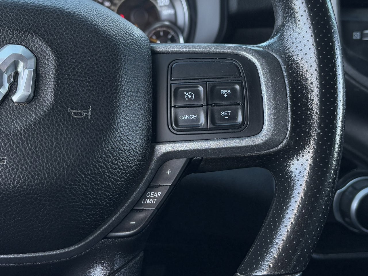 Used 2022 RAM 2500 Tradesman AWD/4WD image 17