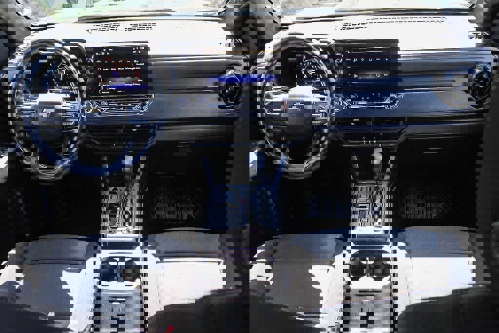 Used 2023 Chevrolet Colorado W/T image 12