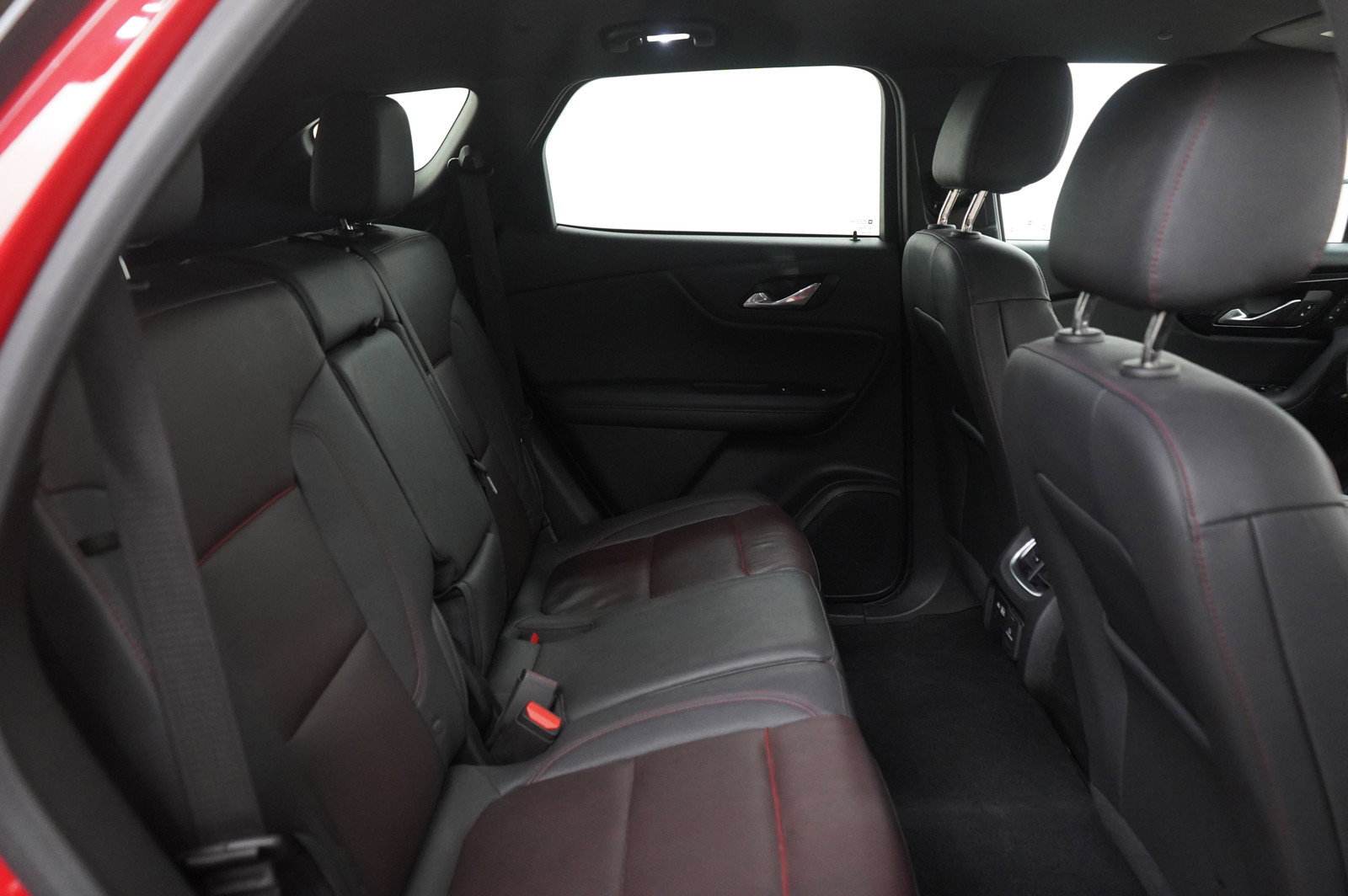 Used 2022 Chevrolet Blazer RS w/ Enhanced Convenience Package image 11