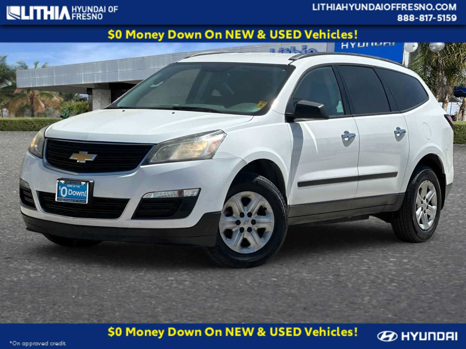 Used 2017 Chevrolet Traverse LS FWD image 1