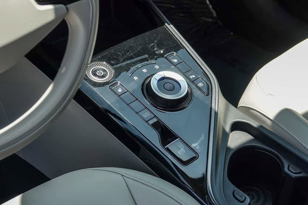 Certified 2023 Kia Niro Wind FWD image 17