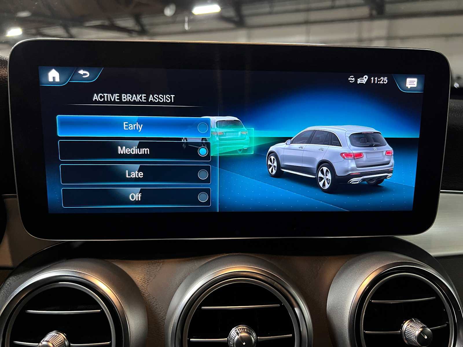 Used 2022 Mercedes-Benz GLC 300 4MATIC image 32