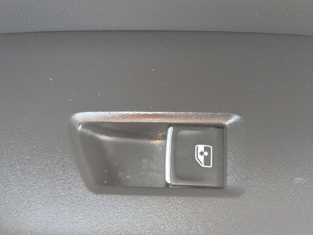 Used 2024 Volkswagen Jetta S FWD image 33