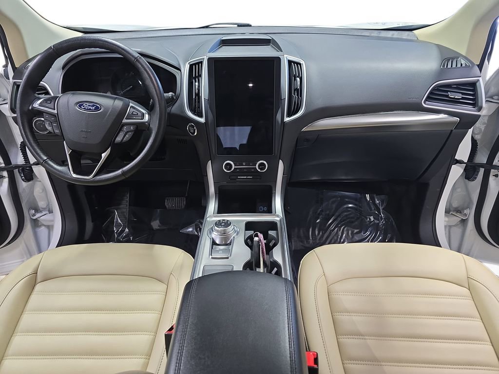 Used 2022 Ford Edge SEL image 11