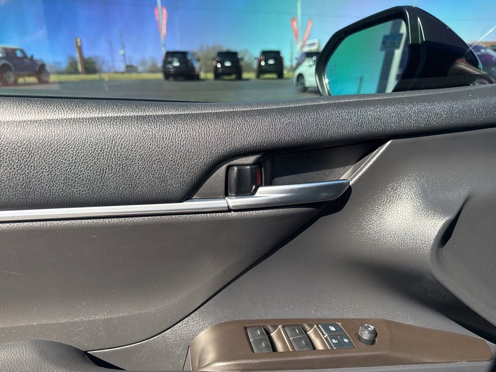 Used 2021 Toyota Camry TRD image 12