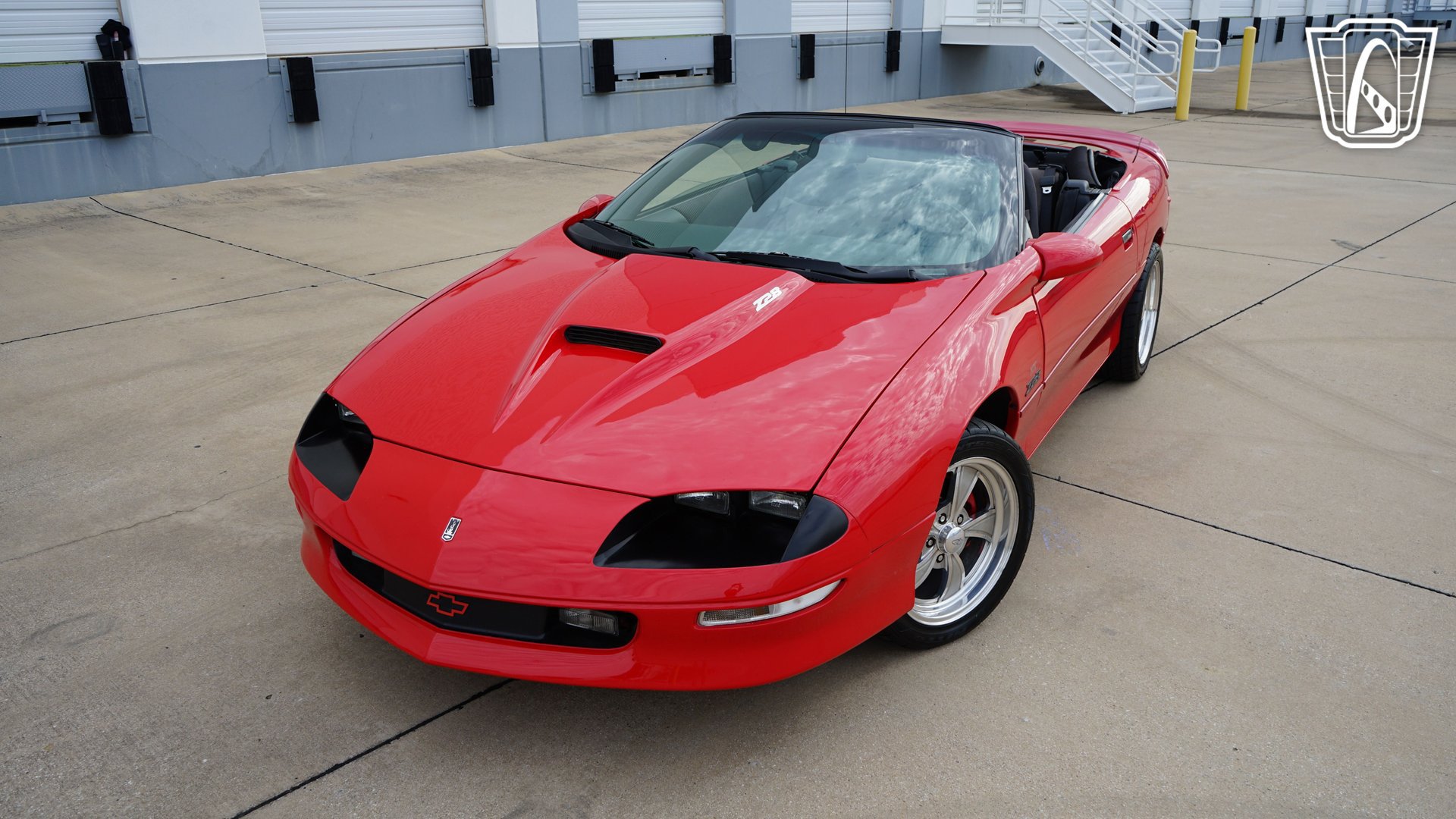 Used 1995 Chevrolet Camaro Z28 RWD image 2