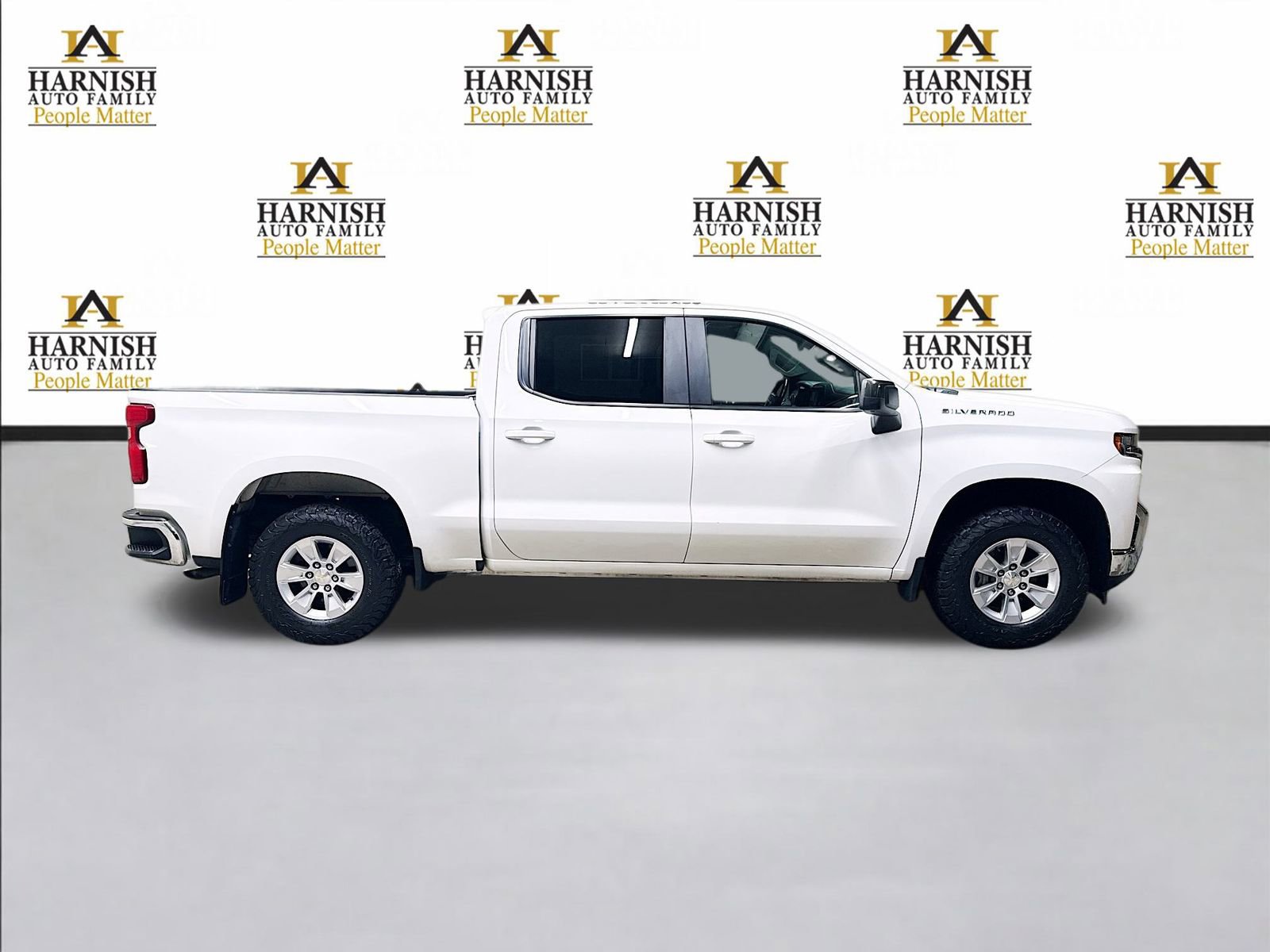 Used 2020 Chevrolet Silverado 1500 LT image 4