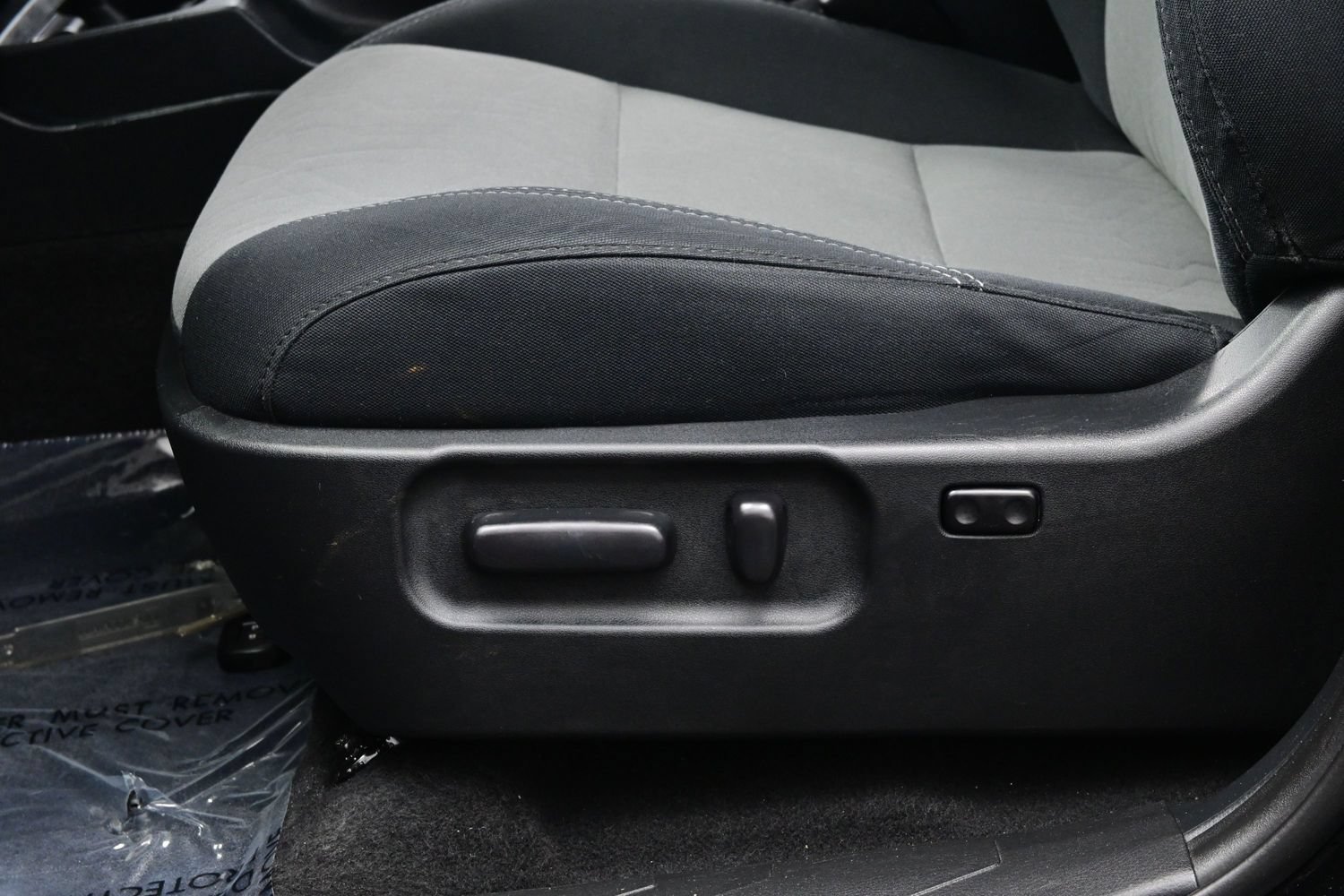 Used 2020 Toyota Tacoma TRD Sport RWD image 11
