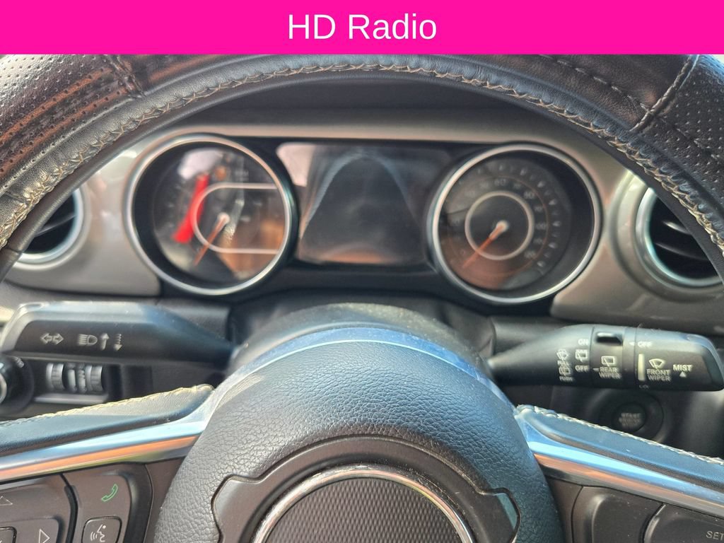 Used 2019 Jeep Wrangler Unlimited Sahara AWD/4WD image 13