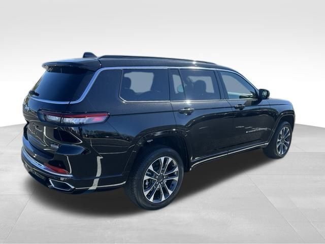 New 2025 Jeep Grand Cherokee L Overland AWD/4WD image 6