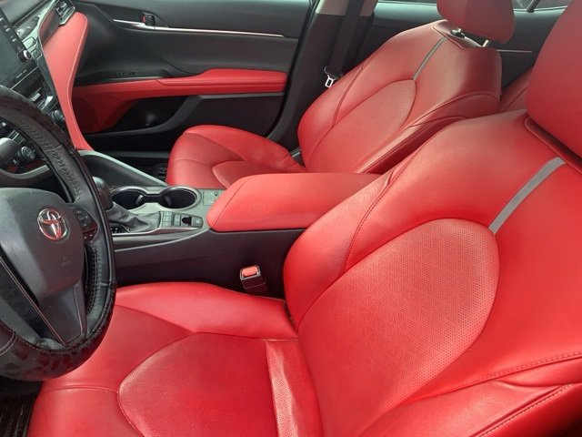 Used 2022 Toyota Camry XSE w/ Navigation Package image 10