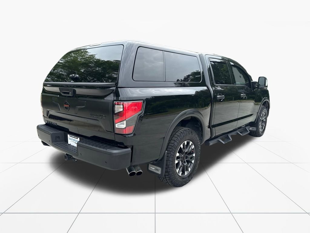 Used 2021 Nissan Titan PRO-4X w/ Pro-4x Convenience Package AWD/4WD image 8