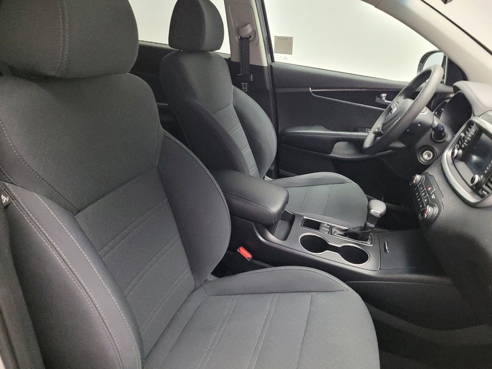 Used 2019 Kia Sorento FWD image 21