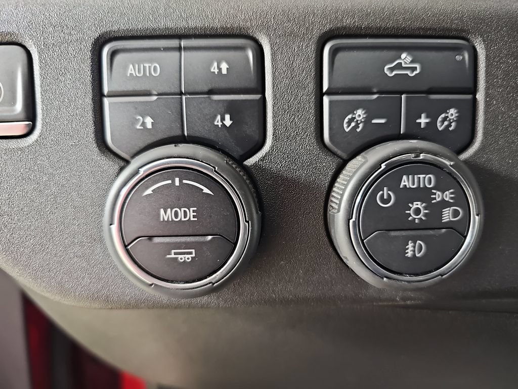 Used 2022 Chevrolet Silverado 1500 RST AWD/4WD image 30