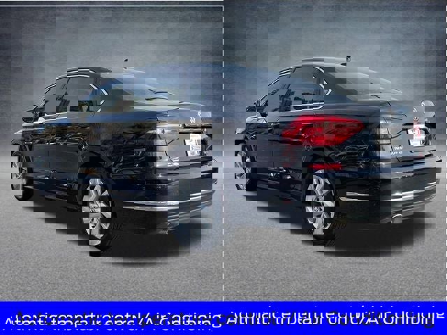 Used 2018 Volkswagen Passat 2.0T SE image 6