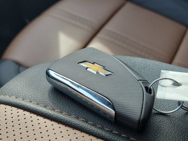 New 2026 Chevrolet Silverado 1500 High Country w/ Technology Package AWD/4WD image 34