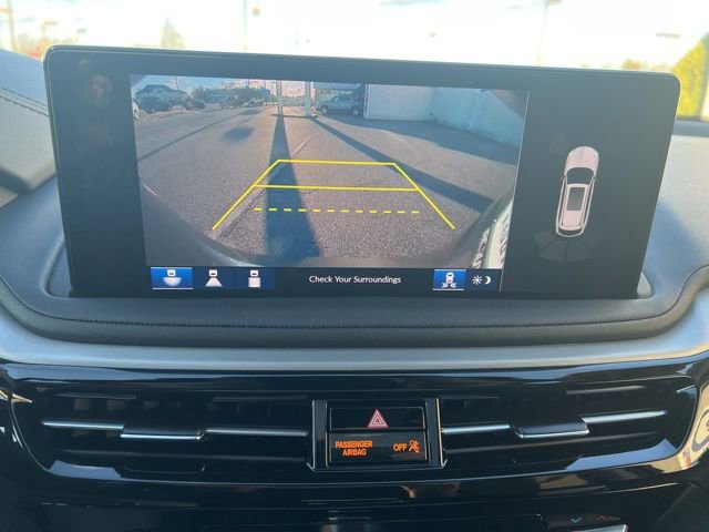 Used 2025 Acura MDX FWD w/ Technology Package image 12